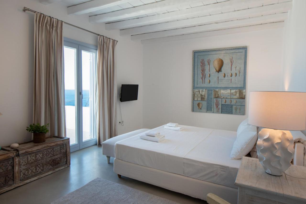 Isabella - Psarou Villa Psarrou